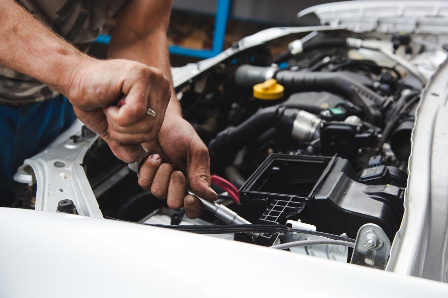 Car mechanic